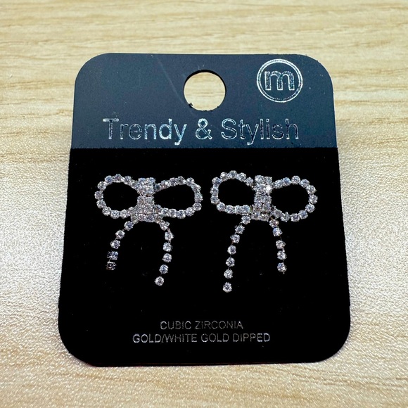 Cubic Zirconia Gold/White Gold Dipped Tie Bow Knot Elegant Stud Earrings - Picture 2 of 3